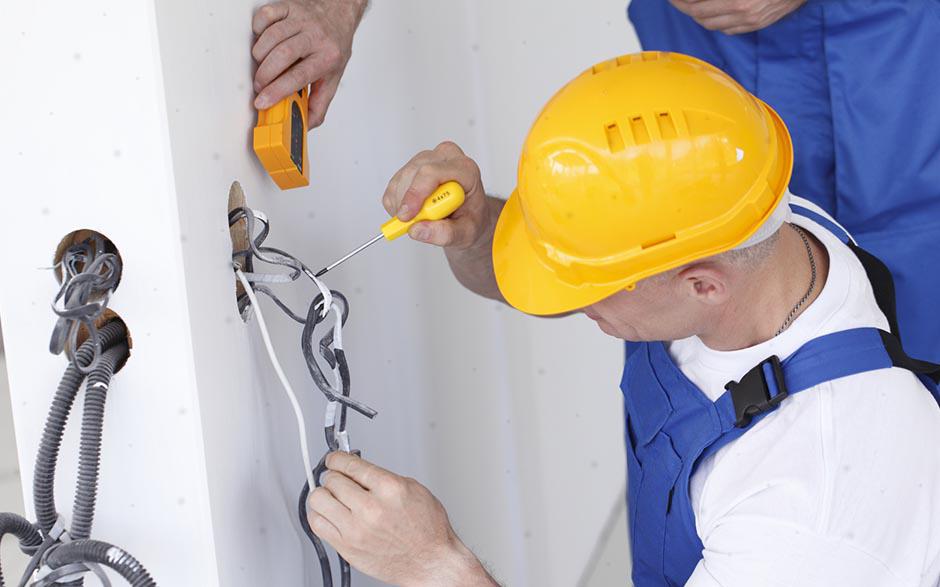 je recherche un électricien Meudon